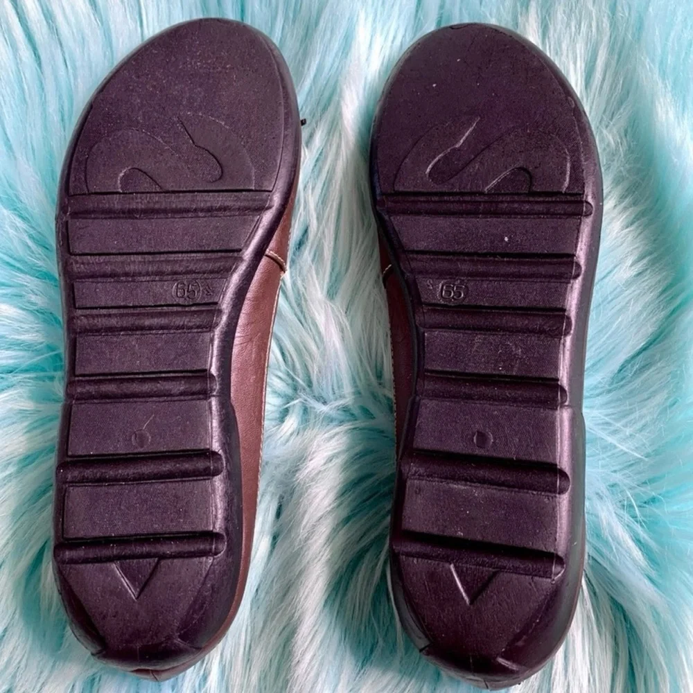 CL By Laundry LEATHER Burgundy Two-Tone 90s Flats Women’s 6.5
